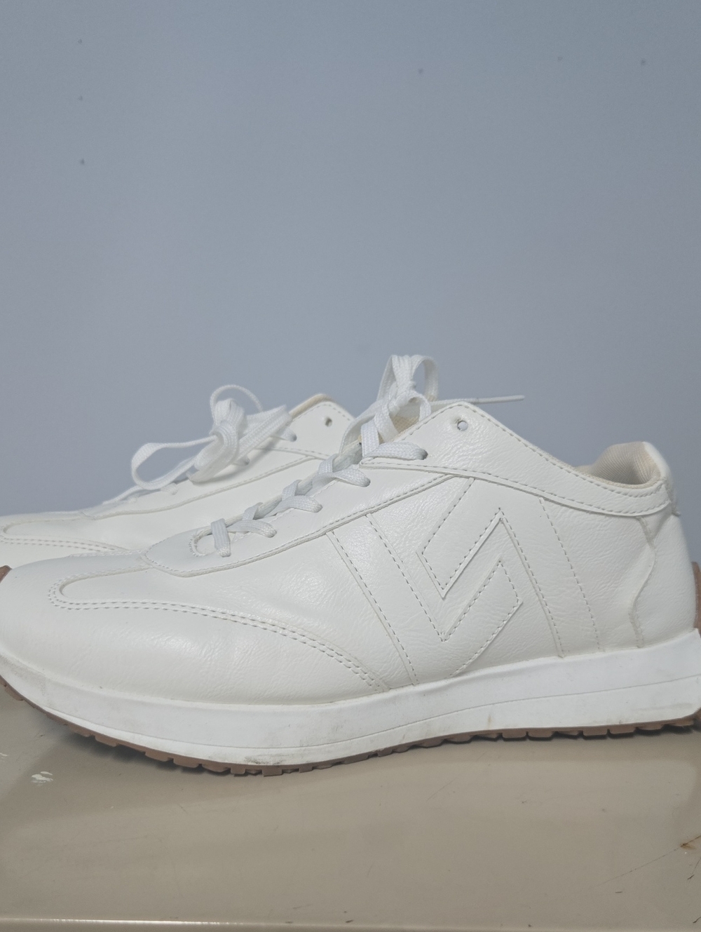 Women's White Low-Top Lace-Up Sneakers